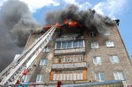 Губернатор Новосибирской выразил обеспокоенность ситуацией с пожарами в жилом секторе в регионе