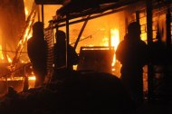 В дачном поселке под Новосибирском в огне погиб мужчина